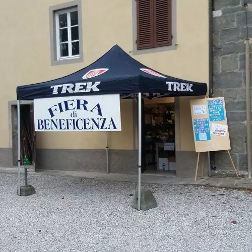 Tendone fiera di beneficenza